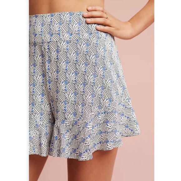 Maeve Ruffled Shorts Womens Size 8 Pineapples Beach Tropical Hawaii Blue - Picture 2 of 9